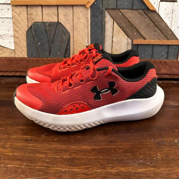 Under Armour Other - Under Armour Surge 4 AC GS Running Shoes 4.5Y